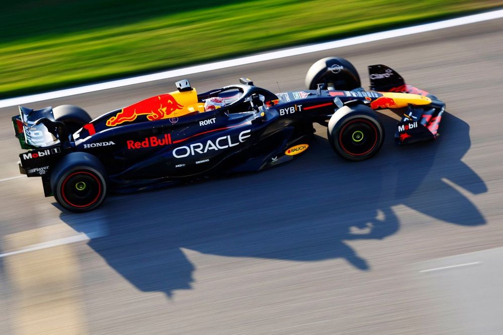 Bahrain F1 test Verstappen heads first day by 1.1s from Norris